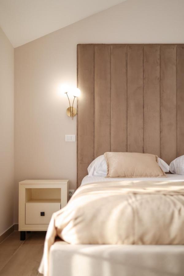 Castello Exclusive Rooms With Breakfast - By Ta Leut Agency Privlaka  Ngoại thất bức ảnh